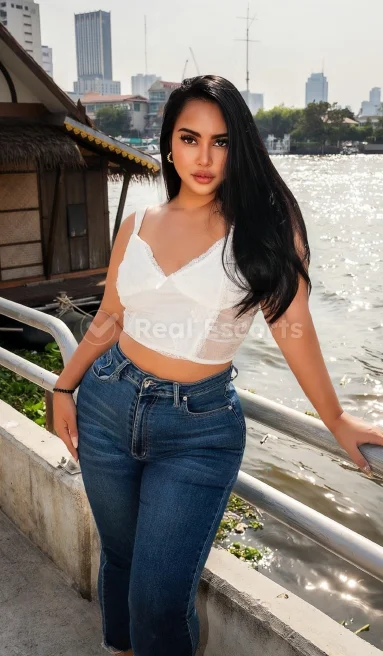 Curvy Charlene